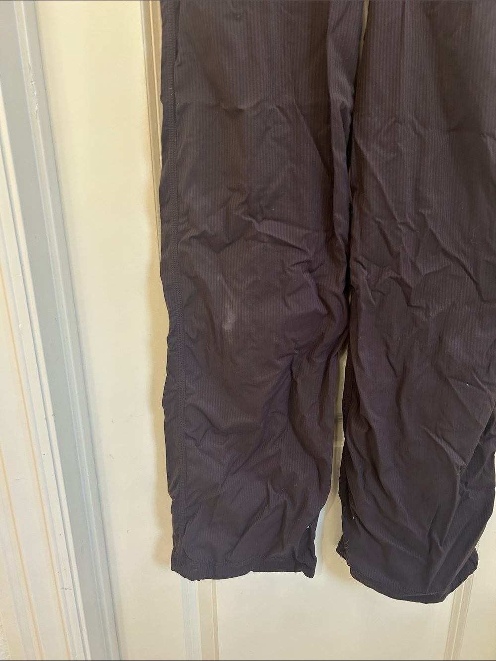 Women’s Brown Drawstring Lululemon Joggers - Picture 5 of 5